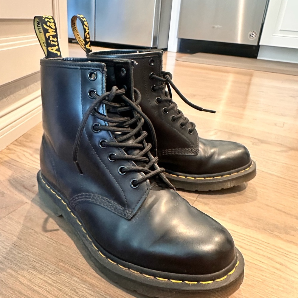 Dr. Martens Black Iconic Leather Boots